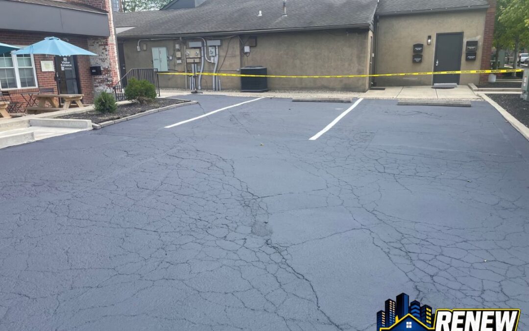Keeping a Busy Grove City Parking Area Looking Professional